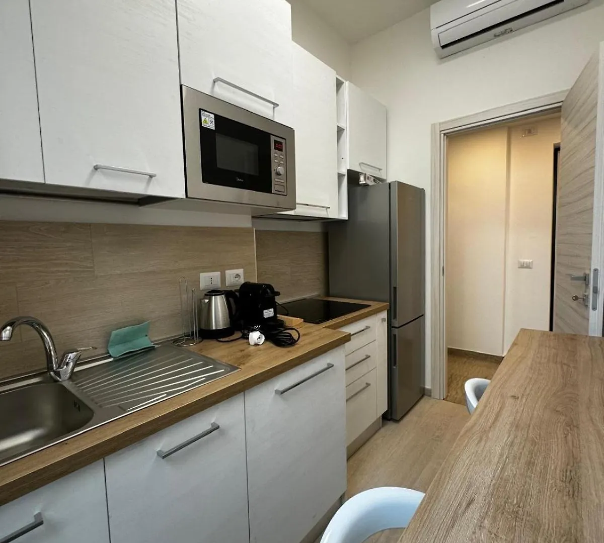 Apartment Kibilu - Via Serlio Porta Romana - Mm Brenta Milan Italy